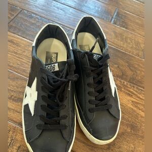SOLD - Golden Goose Superstar size 40